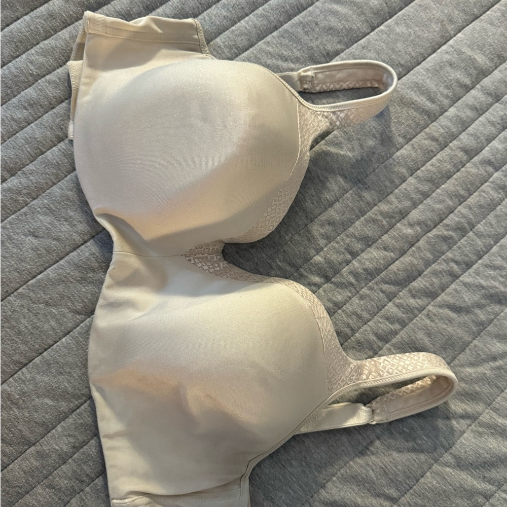 Bali 36DD